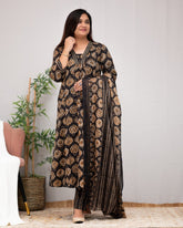 *This A-line pant set is perfect for the summer season with its vibrant floral print and confident pocket one side. Plus, the included matching dupatta completes the look and adds an extra touch